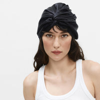 Turban Black Detail